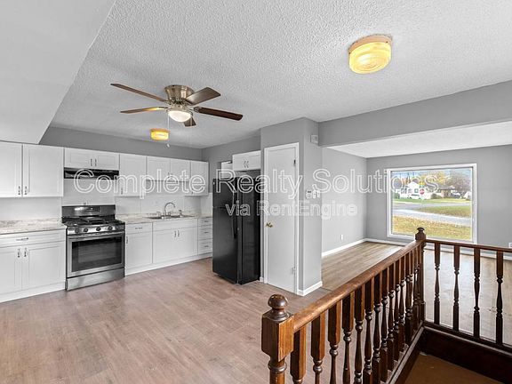 2nd image of 10500 Braemar Dr