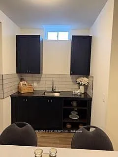 41 Schmeltzer Cres — Photo 9