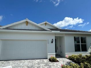4577 Nautilus Cir, Vero Beach, FL 32967