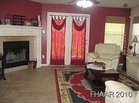 4th image of 2305 Price Dr