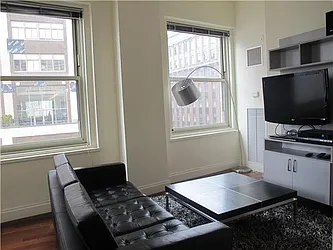 Rented by Vivaldi Real Estate