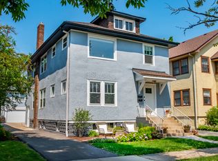 22 N Madison Ave #1, La Grange, IL 60525