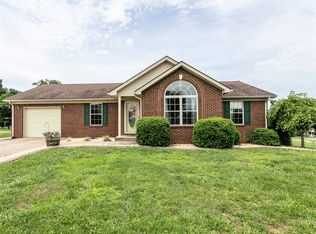 40 Kimberly Way, Lebanon, KY 40033