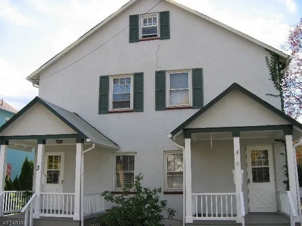 3 Holloway Pl #B, Morris Plains, NJ 07950