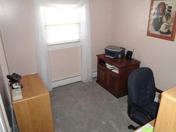 Bedrm3/office