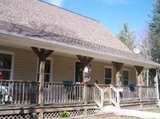 1826 Homestead Rd, Hillsville, VA 24343