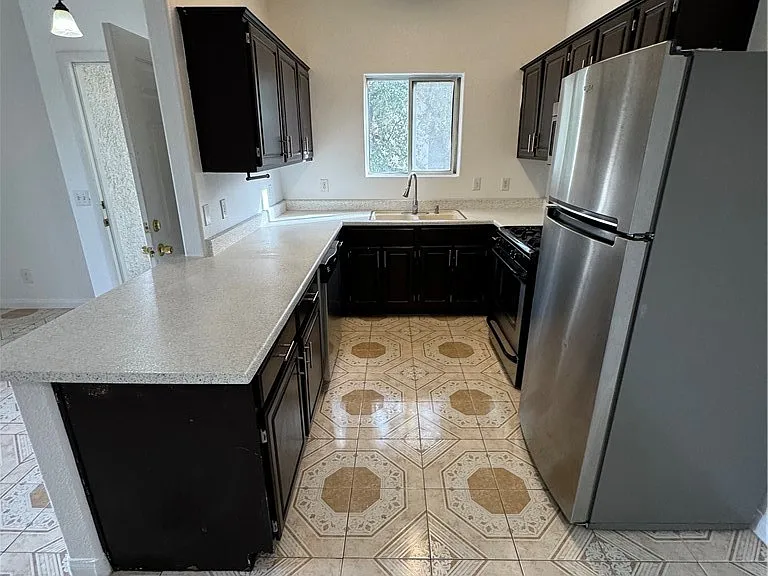 5655 E Sahara Ave #2008 — Photo 9