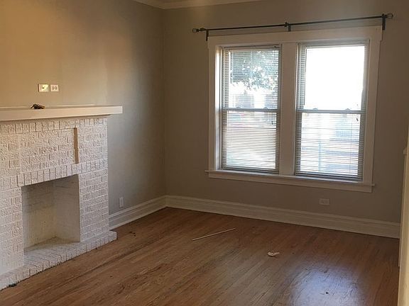 2nd image of 5632 N Ashland Ave #56301