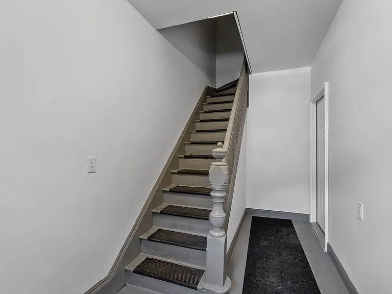 65 Dana Ave — Photo 24