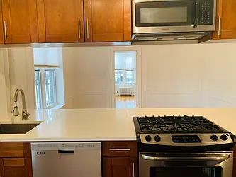 Rented by Flatiron Real Estate Advisors LLC