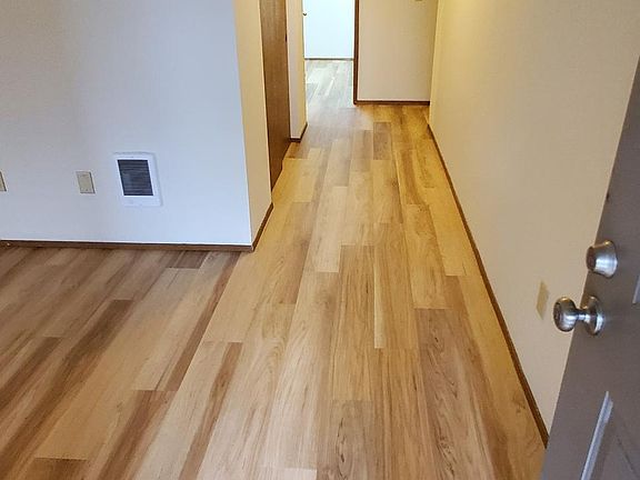 3rd image of 13207 7th Avenue Ct E