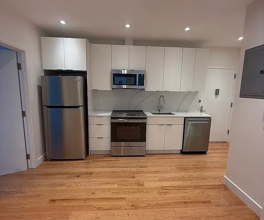 23-25 28th St #1A