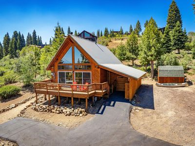 11749 Snowpeak Way, Truckee, CA, 96161