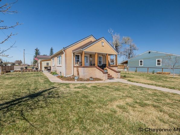 518 Blair St, Pine Bluffs, WY 82082