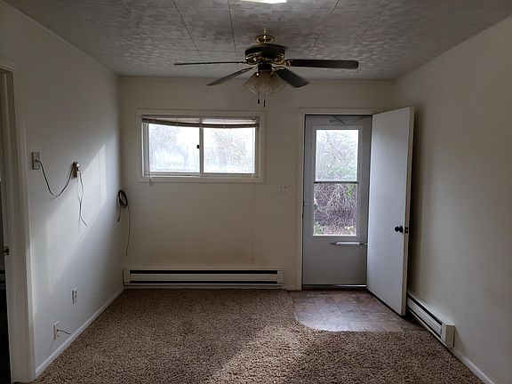3rd image of 312 2nd Ave N #4