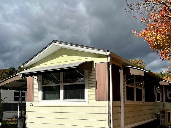 2nd image of 28 Claudia St