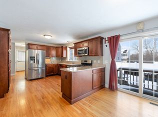 35 Sophia Ln, Bridgewater, MA 02324