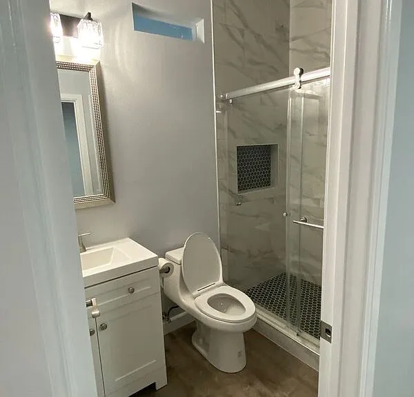736A Windsor Ct — Photo 12