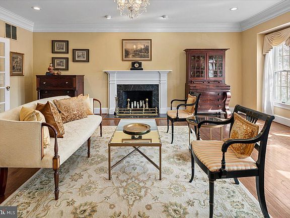 5th image of 9498 Lynnhall Pl