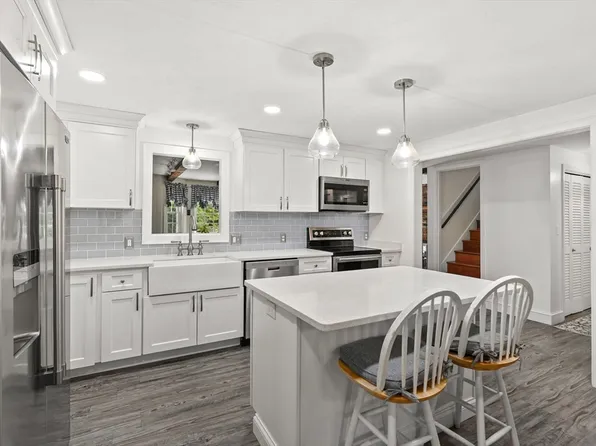 526 Walnut St, Bridgewater, MA 02324
