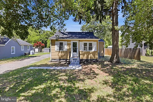 5242 Sands Rd Photo 1