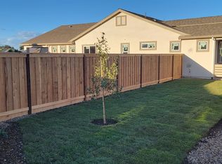 424 Eel River Ln, Chico, CA 95973