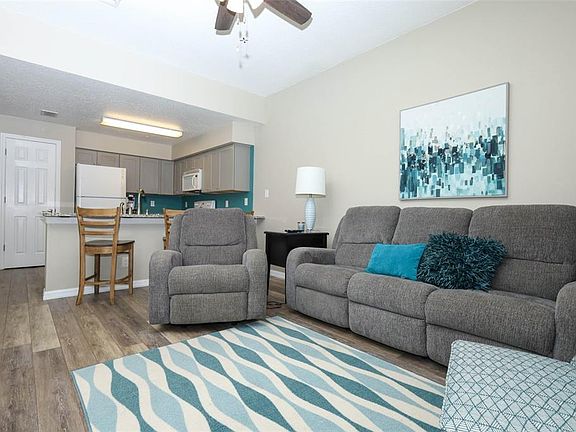 2nd image of 694 Seabrook Ct Unit 101
