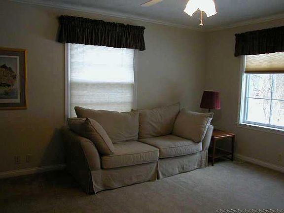 2nd image of 5656 N Crittenden Ave