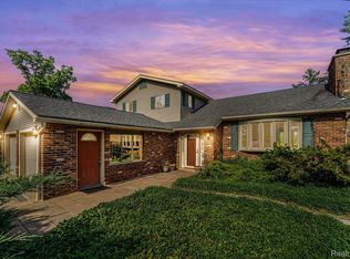 16447 Hi Land Trl, Linden, MI 48451