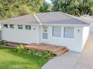 5349 Calvert St, Lincoln, NE 68506