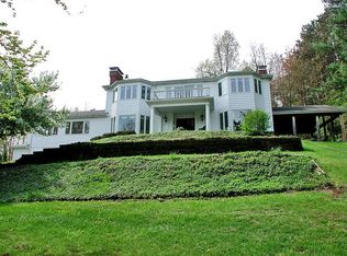 555 Thayer Rd, Fairport, NY 14450