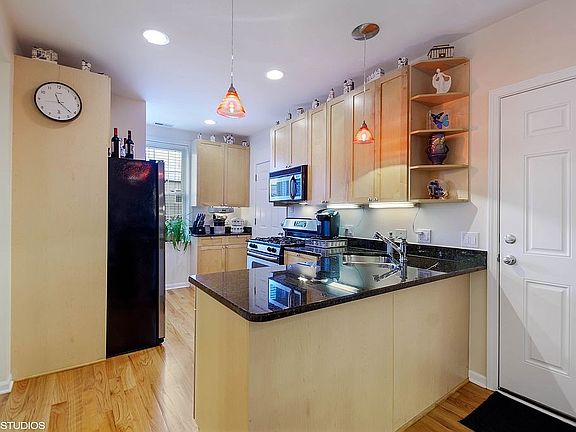 4th image of 1620 W Wallen Ave #2