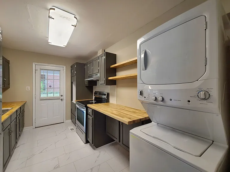 3225 Forrest Hills Dr SW — Photo 43