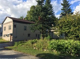26 2nd St, Lewiston, ME 04240