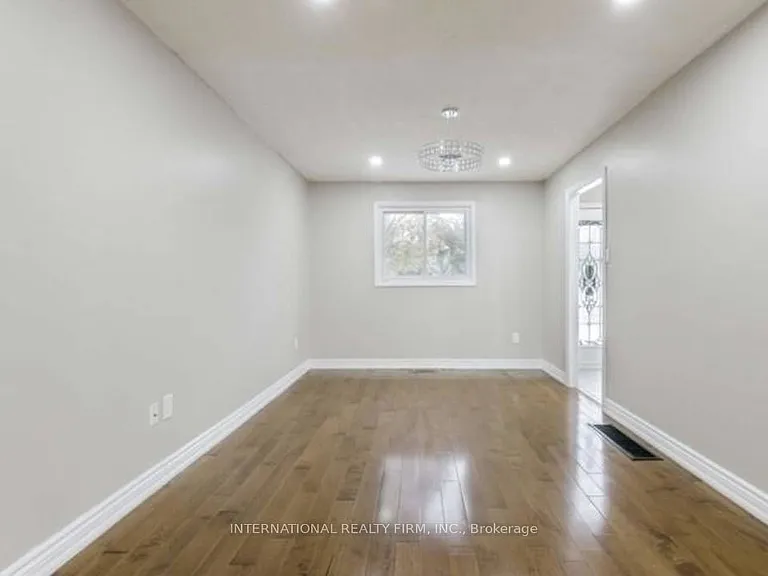 189 Rutherford Rd N #MAIN — Photo 13