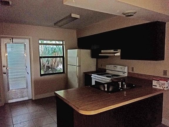 4th image of 3317 Edgewood Ave APT 2
