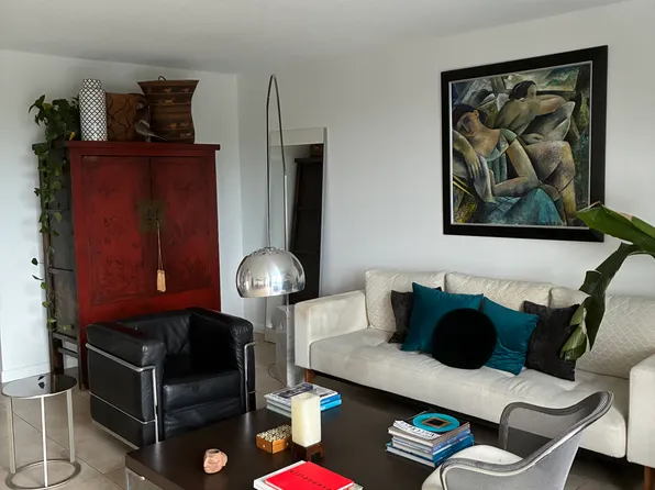 9800 W Bay Harbor Dr APT 311, Bay Harbor Islands, FL 33154
