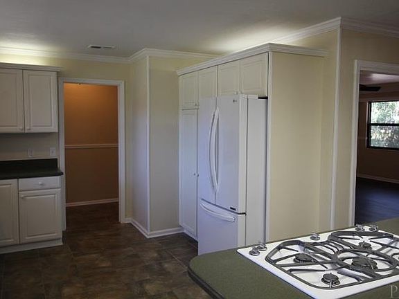 4th image of 2 Barrington Ct