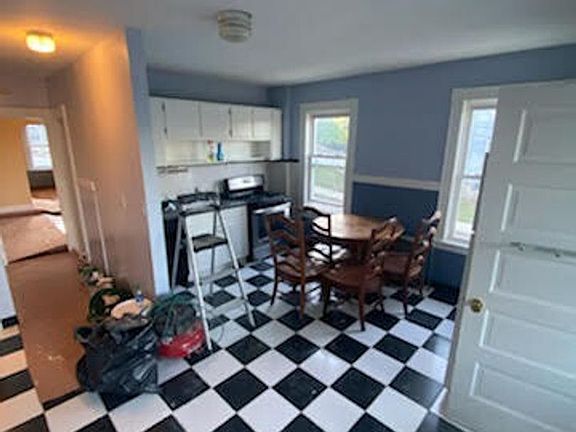 5th image of 231 Parsons St #1A