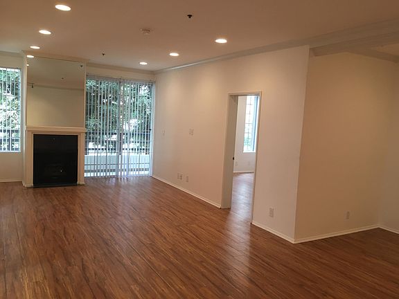 2 Bedroom 2 Bath