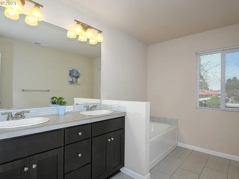 11324 NE 116th Ct — Photo 13