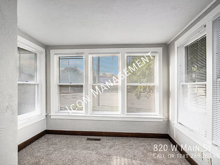 820 W Main St #1 — Photo 12
