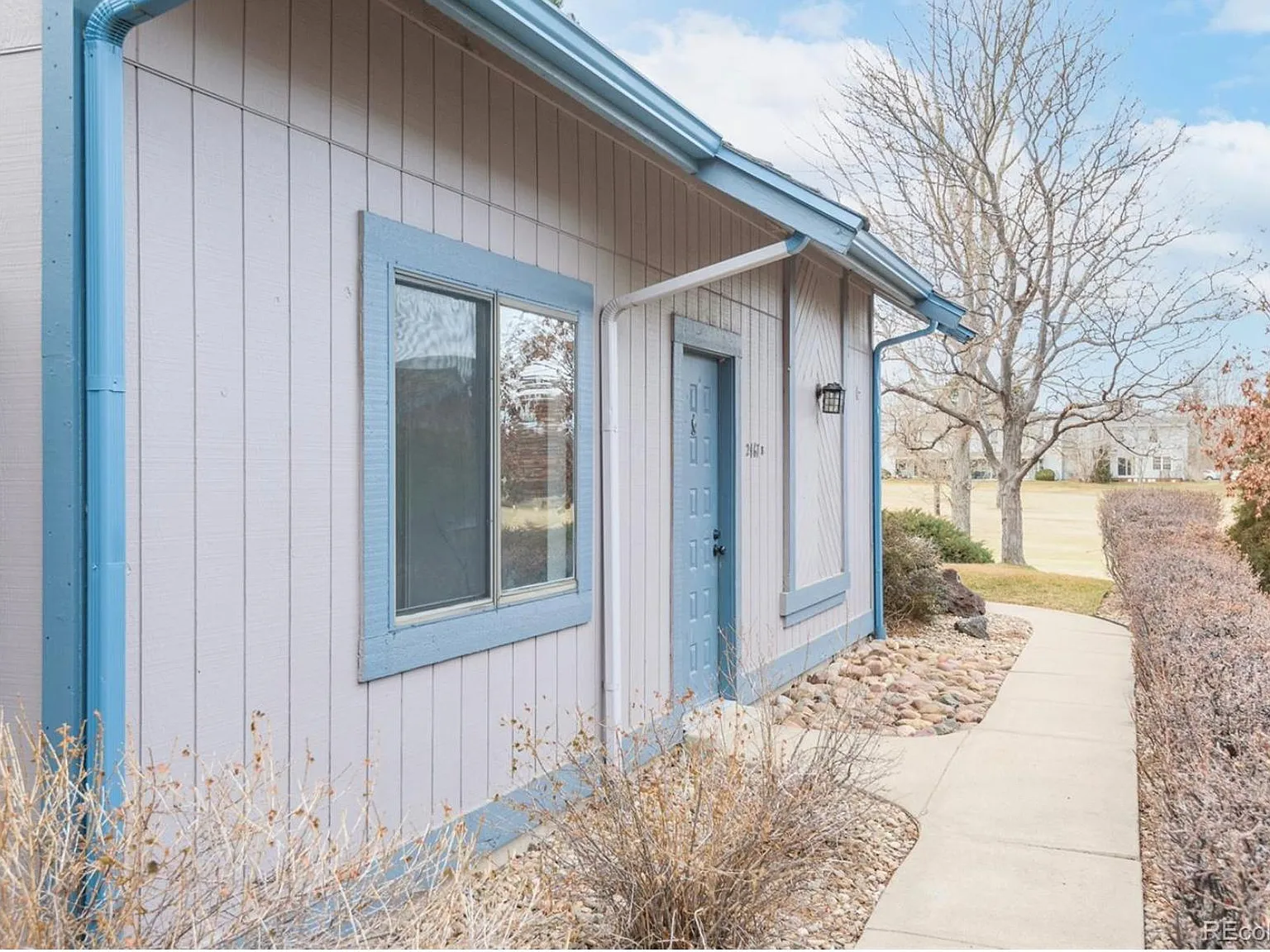 3 bed, 1282 sqft, $2,300 — Photo 1