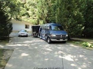 51 Boones Dr, Lothian, MD 20711