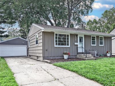 3578 6th St NW, Rochester, MN, 55901