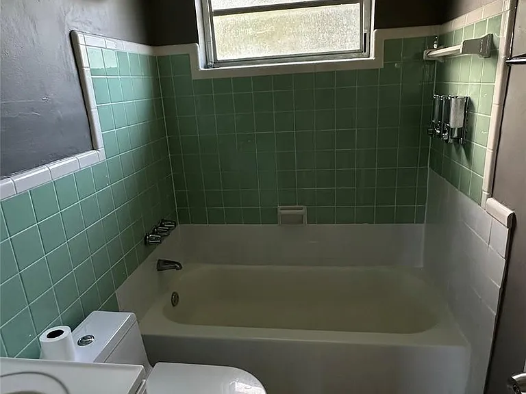 10741 SW 150th Ter — Photo 18