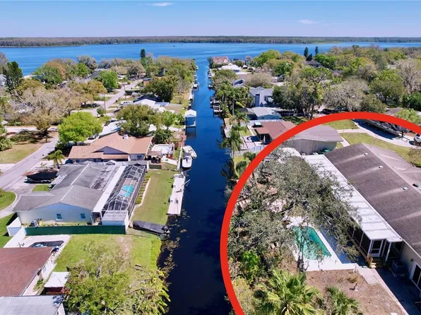 3105 S Canal Dr, Palm Harbor, FL 34684