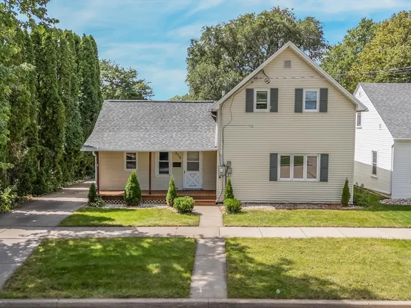 315 Eden Ave, Kaukauna, WI 54130
