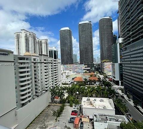 3rd image of 11000 S Miami Ave