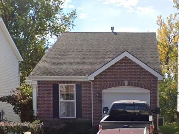 1921 NW 82nd St, Kansas City, MO 64151